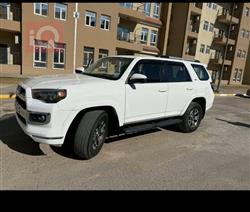 تۆیۆتا 4رەنەر